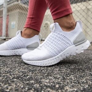 Nike React Phantom Run Flyknit 2 Women's Road Running Shoes 8.5